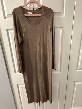 Reitmans Long Sleeve Knit Midi Dress in Taupe Brown